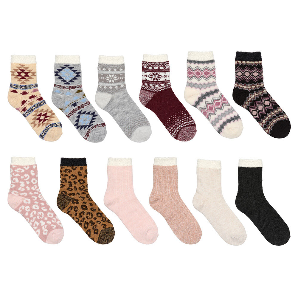 image of Assorted Women's Winter Aloe Cabin Socks (Style May Vary)